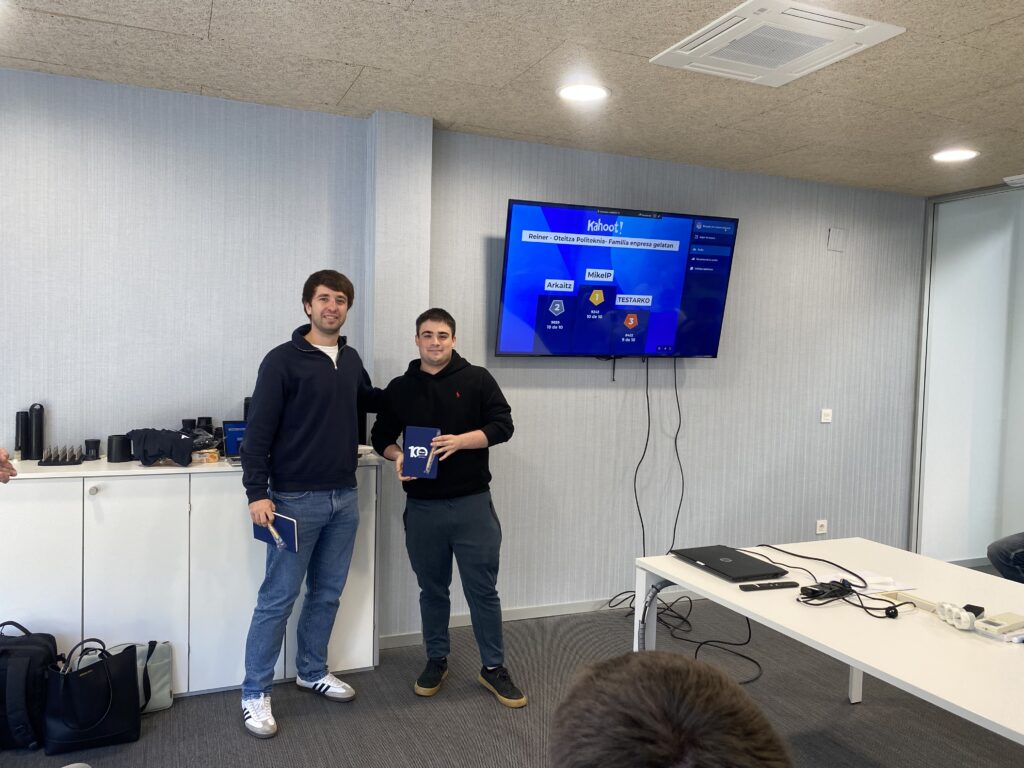 Jornada de “Empresa Familiar en las Aulas” junto a Reiner Group 6 Empresa familiar en las aulas reiner 5